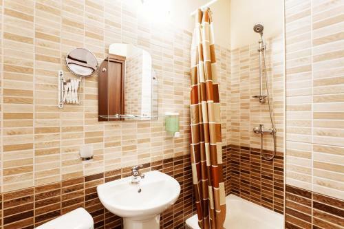 Dom Romanovykh Mini-hotel