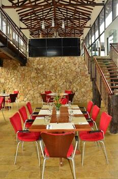 Hotel Termales Del Oto�o