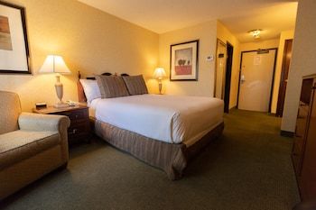 Hotel Red Lion River Inn