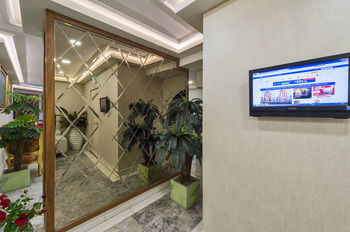 Darkmen Boutique Hotel