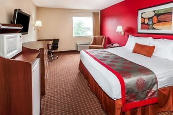 Hotel Ramada Locust Grove