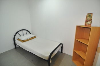 Backpacker's Stay - Hostel