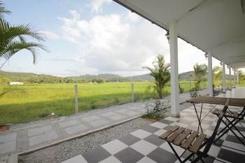 Hotel Cloud 9 Guest House