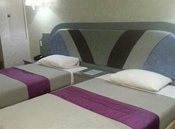 V Hotel