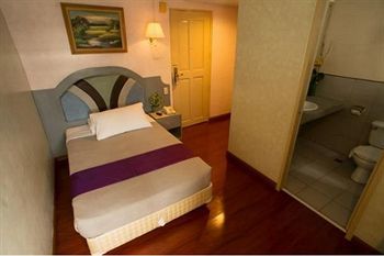 V Hotel
