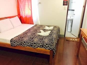 Hotel Dayunan El Nido Tourist Inn