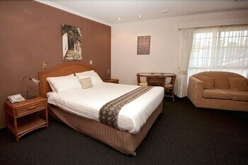 Sapphire Waters Motor Inn