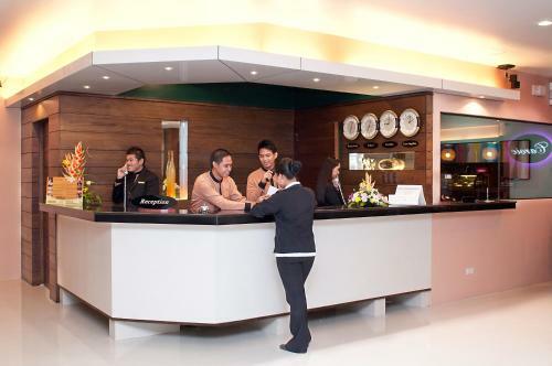 Allure Hotel & Suites