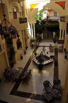 Alhambra Hotel