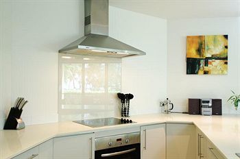 Cairns Beach Holiday Apartment