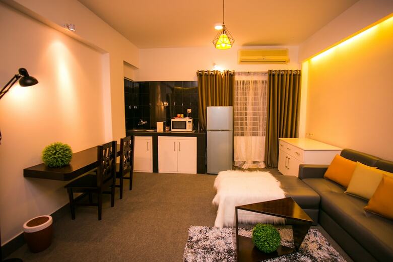Hotel Tropical Daisy