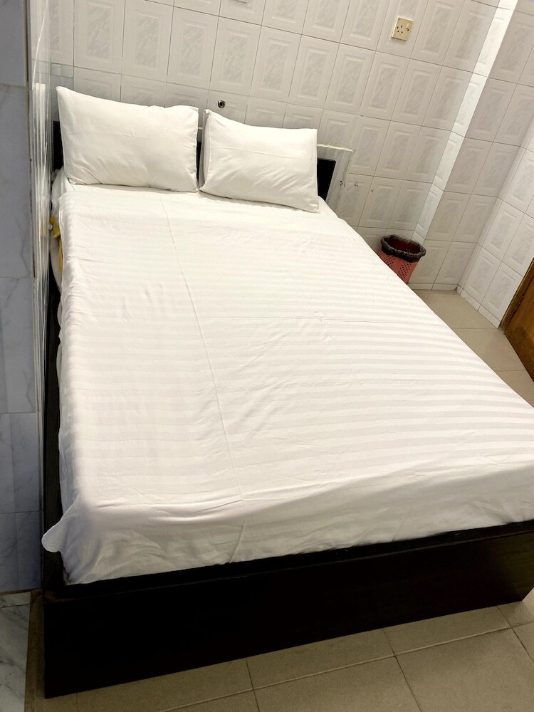 Hotel Tropical Daisy