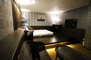 Hotel Diary Of Ximen