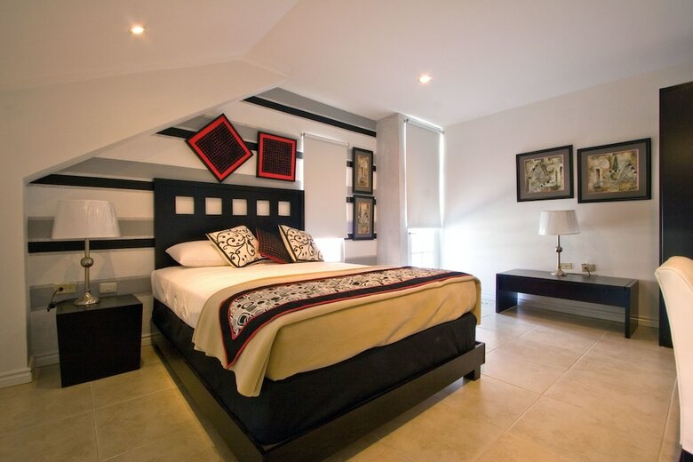 The Normandie Hotel