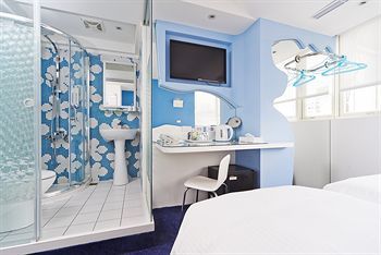 Hotel Forever Inn