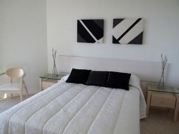 Tingeera Beachfront Apartments