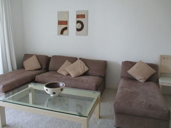 Tingeera Beachfront Apartments