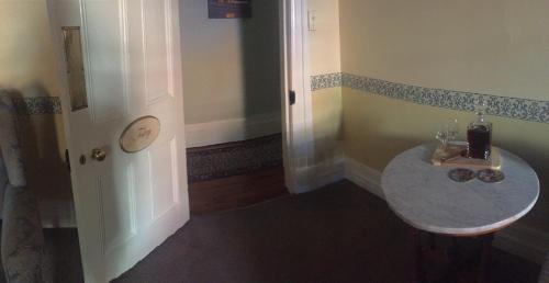 Carlyle House B&B