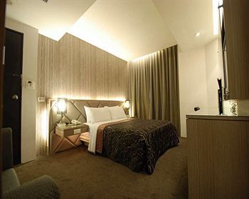 Royal Garden Hotel