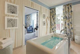 Hotel Hermitage Barriere