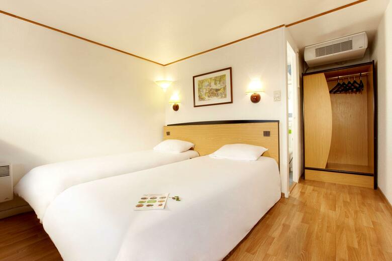 Hotel Kyriad Direct Evreux