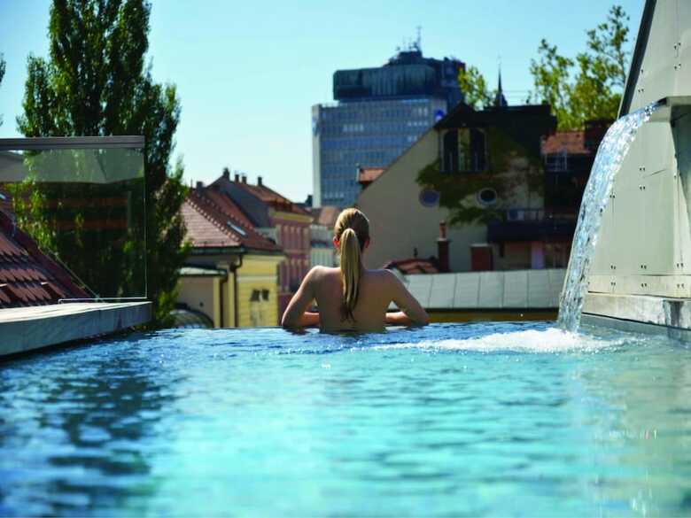 Hotel Vander Urbani Resort
