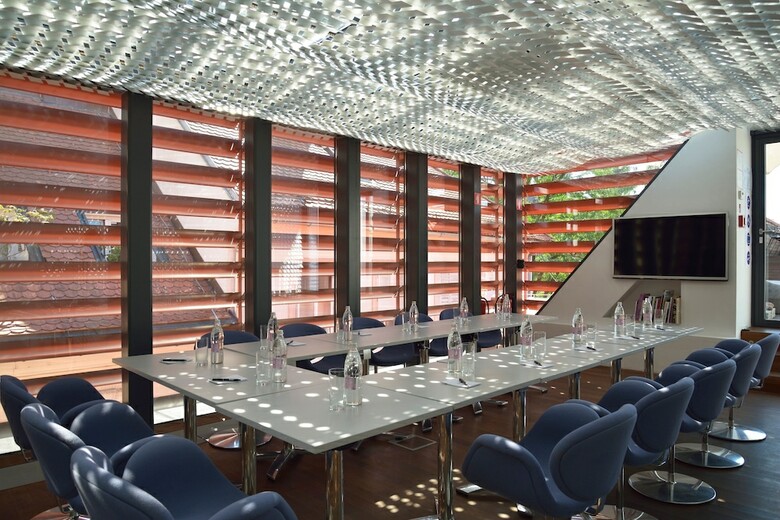 Hotel Vander Urbani Resort