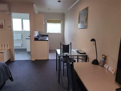Harringtons Motor Lodge