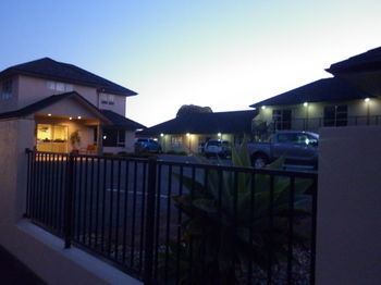 Motel Executive On Fenton