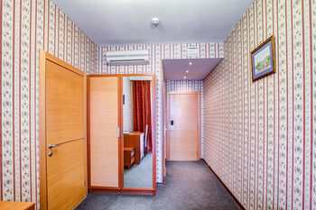 Hotel Nevsky Bereg 93
