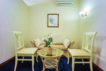 Hotel Nevsky Bereg 93