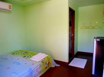 Hotel Rewadee Garden Resort
