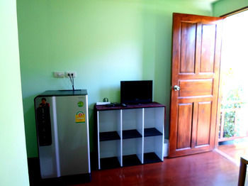 Hotel Rewadee Garden Resort