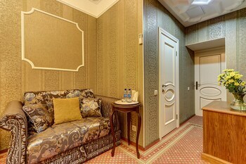 Belletage Hotel