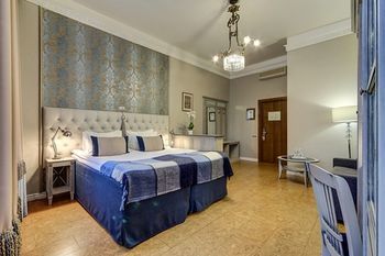 Pushka Inn Hotel