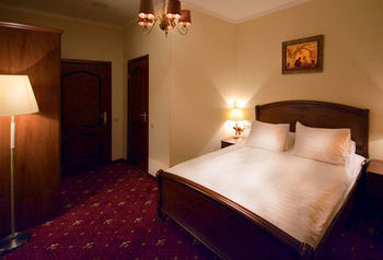 Leonart Hotel
