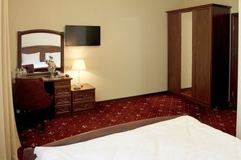 Leonart Hotel