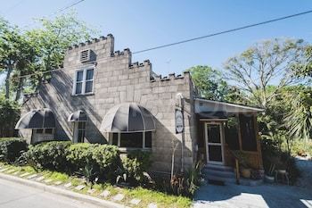 Castle Garden Bed & Breakfast