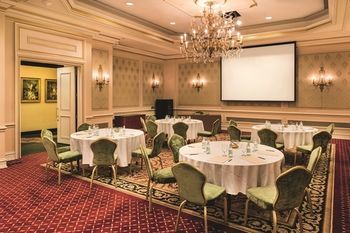M�venpick Hotel Al Aziziyah Doha