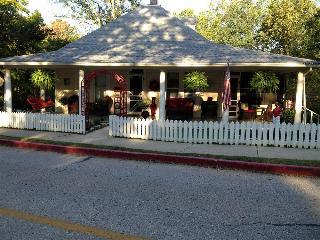 Bed & Breakfast Red Bud Manor