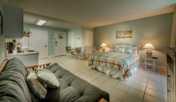 Villas By The Sea Resort & Conference Center