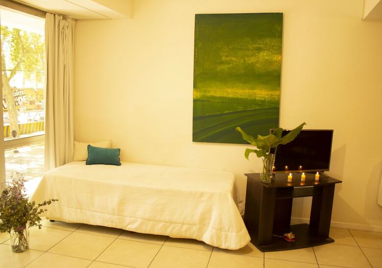Uvas Apartments