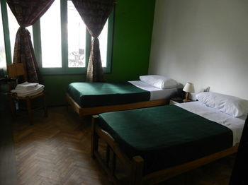 Acequias Bed And Breakfast