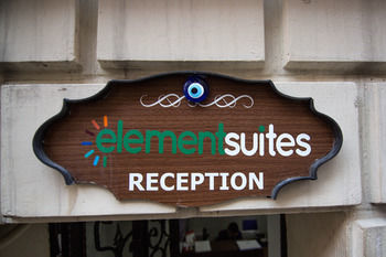 Aparthotel Element Suites