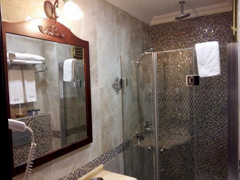 Divalis Hotel
