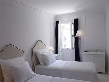 Vintage Hotel