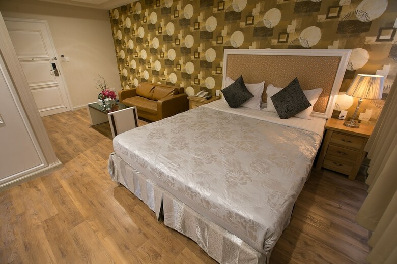 King Star Hotel Thai Van Lung
