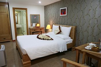 Saigon's Book Hotel