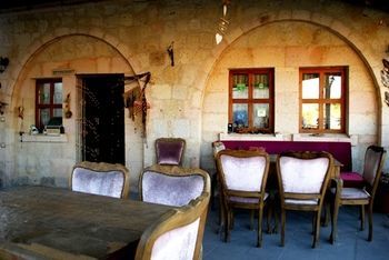 Cave Art Hotel