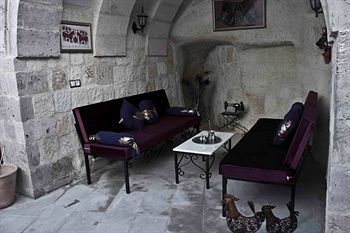 Cave Art Hotel